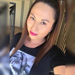 Meet your Posher, Imelda